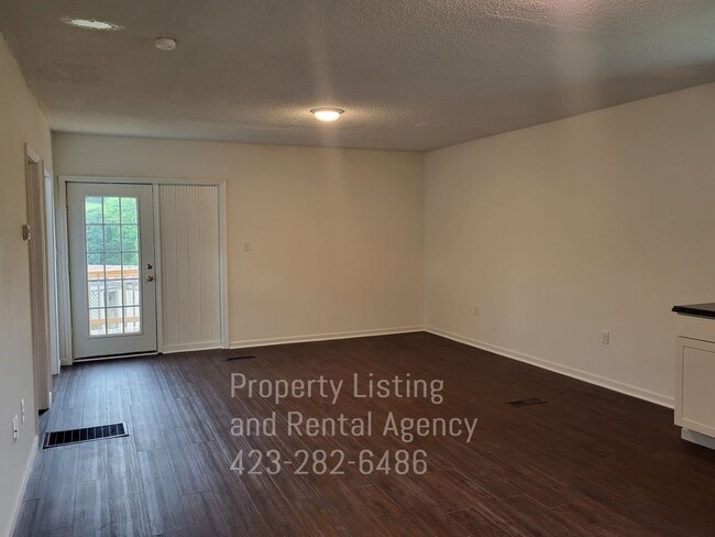 Photo - Vance Tank Road Unit 1386 VTR