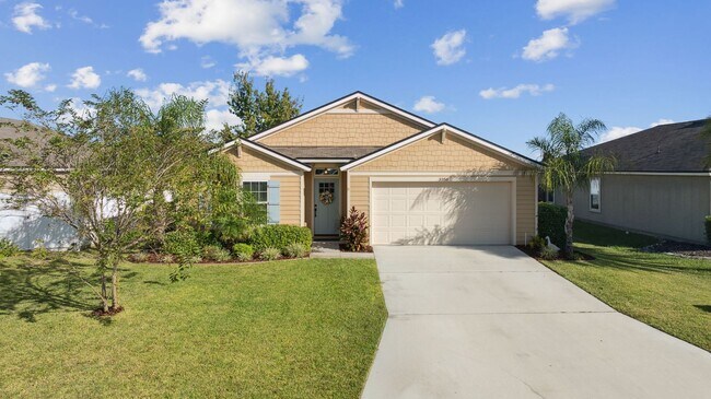 Building Photo - Immaculate and well-maintained 4-bedroom, ...