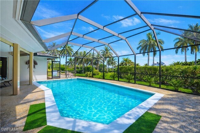 Photo - 2125 Marina Dr