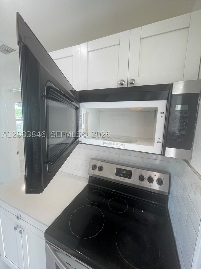 Building Photo - 26741 SW 139th Ave Unit A