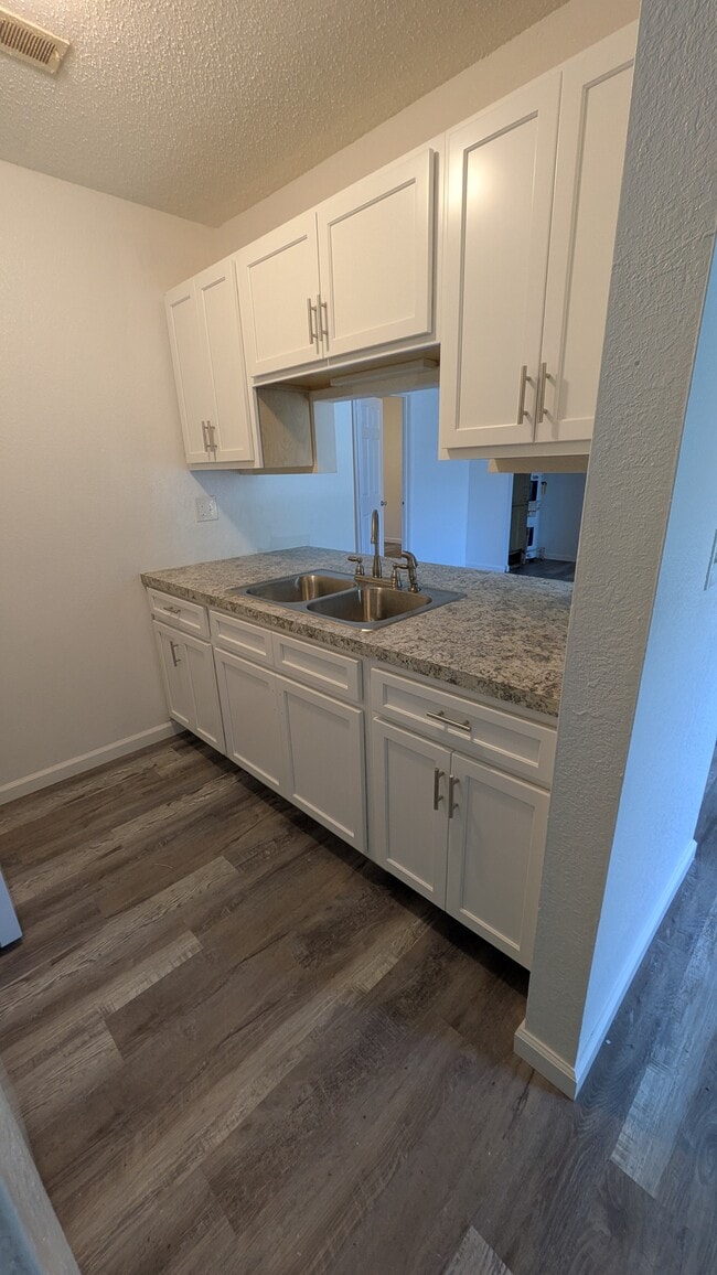 Photo - 3305 Myrle St Unit 3305