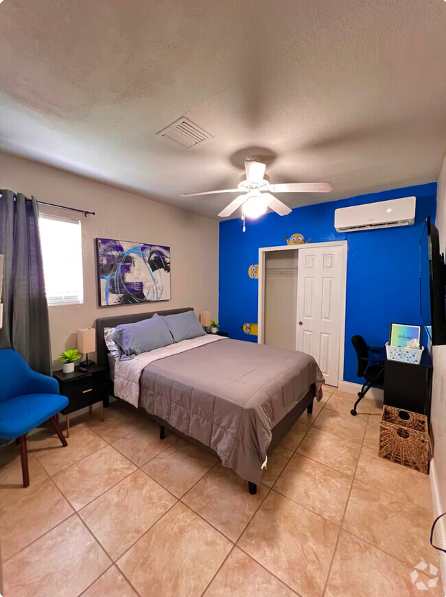 Building Photo - 7303 Perugia Ave Unit Studio Rental