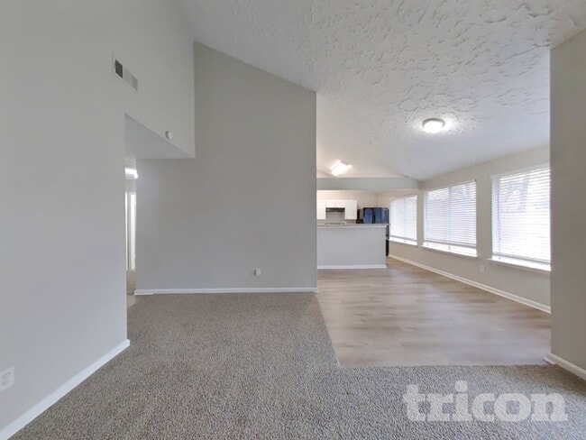 Photo - 10919 Almond Grove