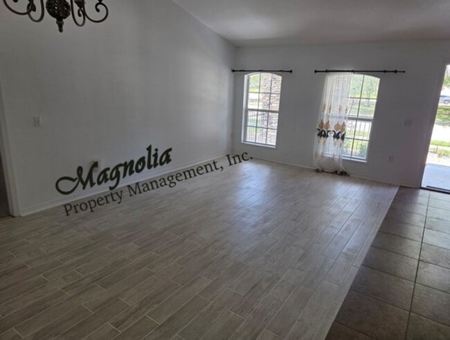 Photo - 1629 Pickard Cir