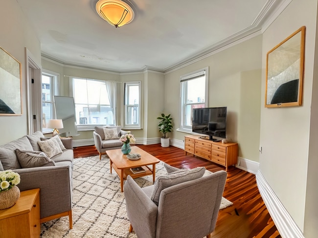 Photo - 839 Parker St Unit 2