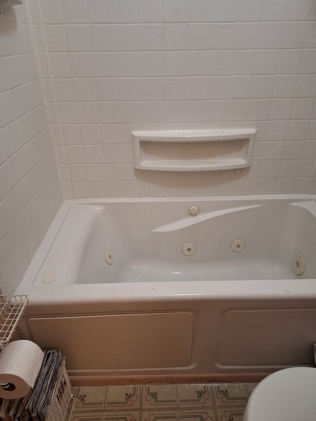 Photo - 8902 N 13th St