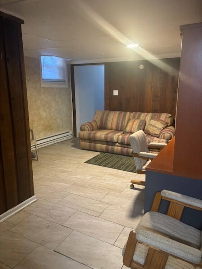 Spacious 1 Bedroom/ 1 Bathroom GARDEN HOME... - Spacious 1 Bedroom/ 1 Bathroom GARDEN HOME...