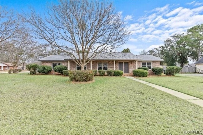 Building Photo - 310 Wimbledon Dr