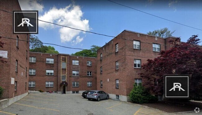 Building Photo - 2 bedroom in Brighton MA 02135 Unit 3 Rental