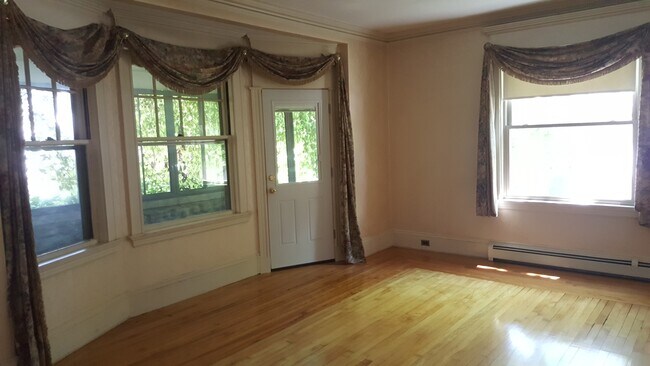 Photo - 30 Lyman St Unit 1