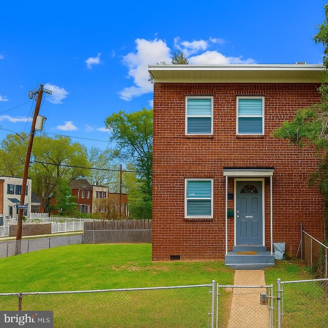 Photo - 3611 Edison St House