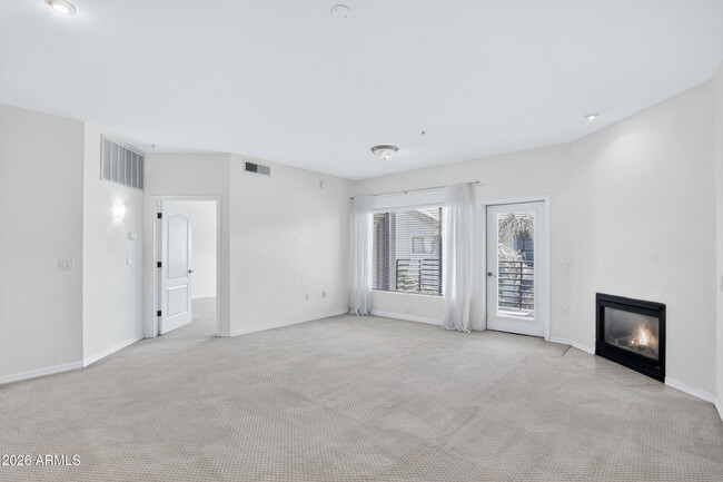 Photo - 4525 N 22nd St Unidad 206