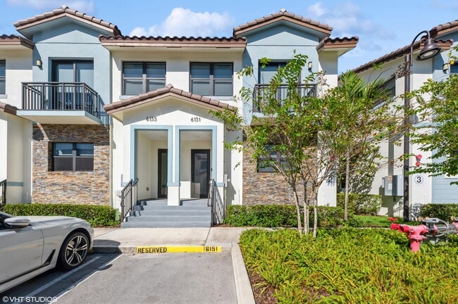 Photo - 6151 SW 36th Ct