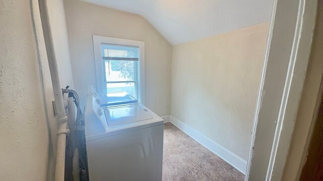 Photo - 1222 Prospect Ave Unit Upper