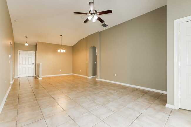 Photo - 3114 Summer House Dr