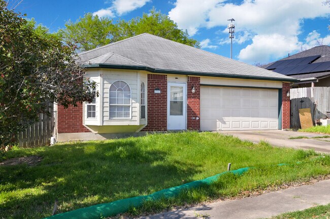 Photo - 716 Lago Vista St Casa
