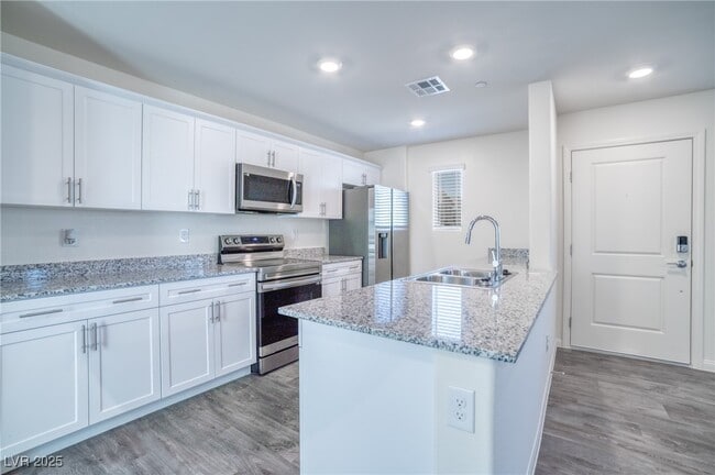 Building Photo - 6832 Sunflower Flds St Rental
