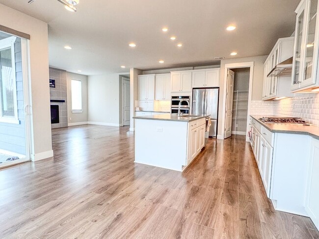 Photo - New 4 bed with bedroom and bath on main floor