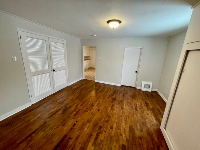 Photo - 26 N Boardman St