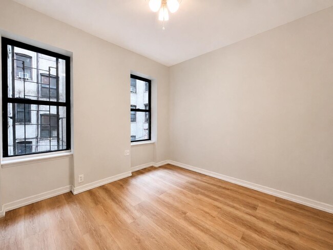 Photo - 3415 Broadway Unit W
