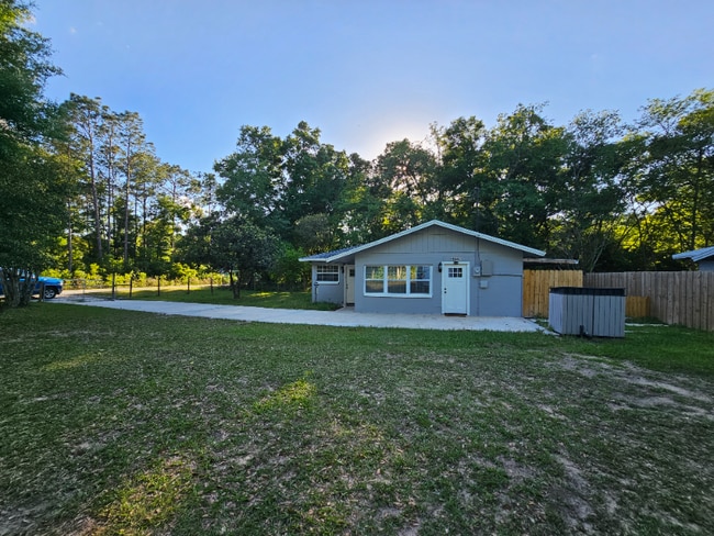 Photo - 19645 SW Lark Dr House