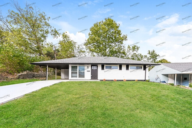 Building Photo - 1320 Ovid Ave