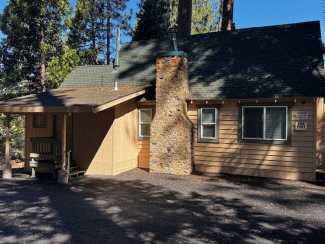 Building Photo - Mountain Cabin in Twain Harte Rental
