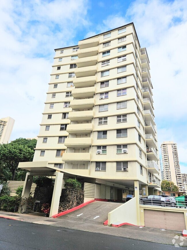 Building Photo - Waikiki Liliuokalani Plaza 2 Bedroom 2 Bat... Rental