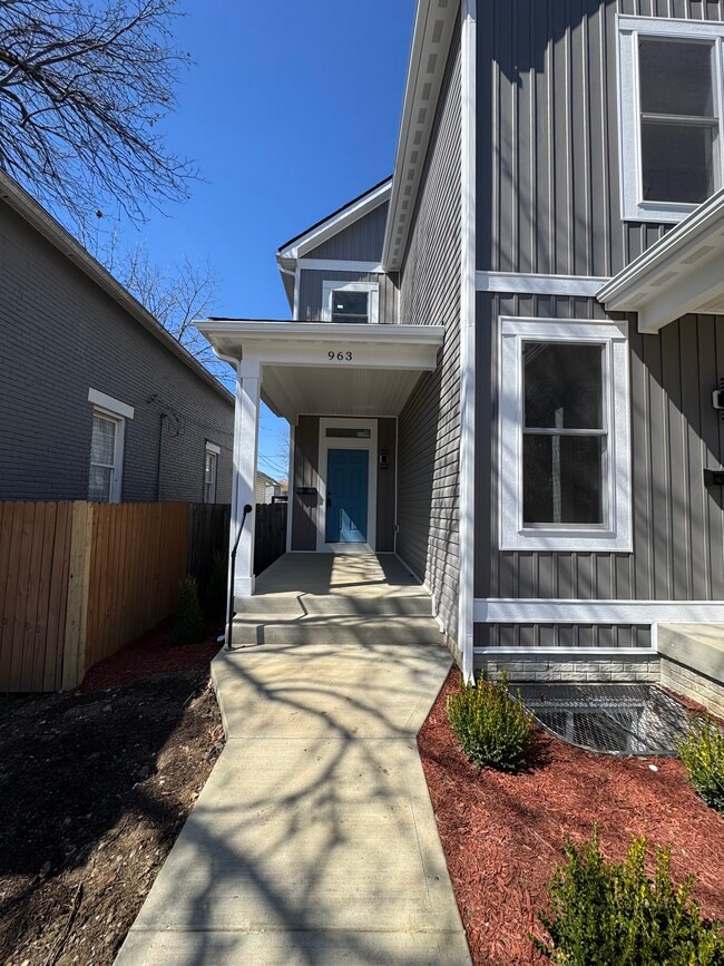 Building Photo - 963 Heyl Ave Unit 963