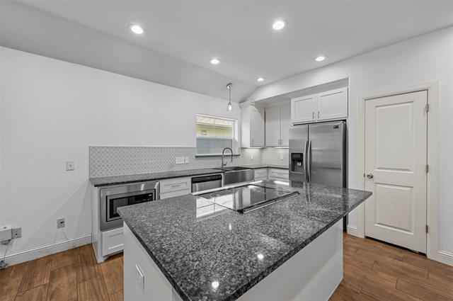 Photo - 607 E Carter St
