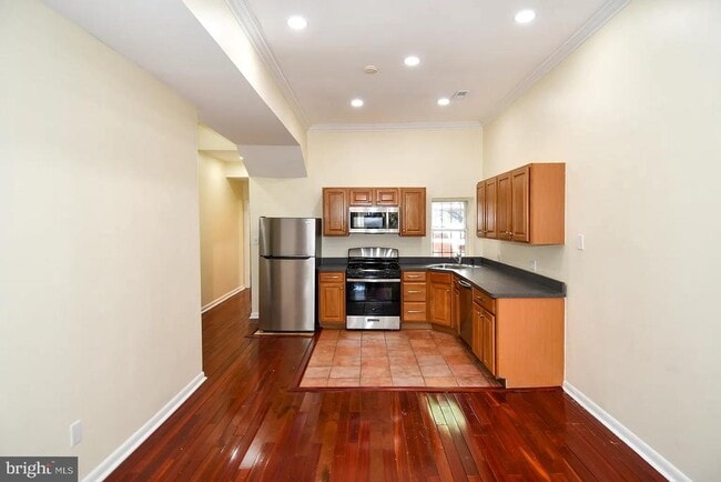 Photo - 1904 9th St NW
