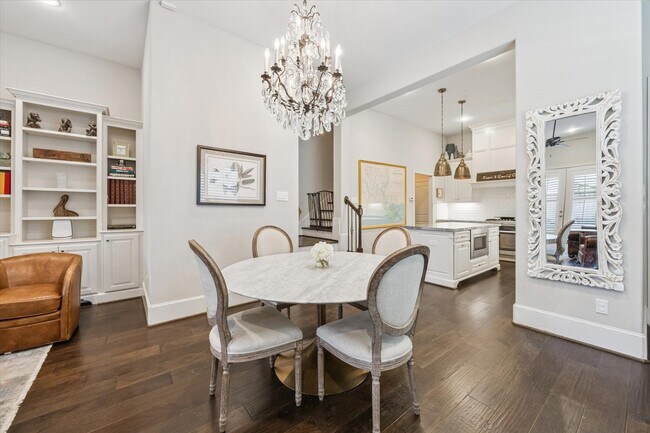 Photo - 4415 Marina St