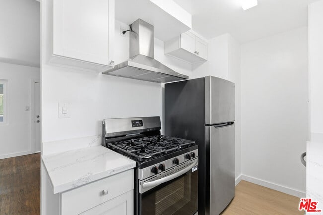 Photo - 4921 Coldwater Canyon Ave Unidad 3