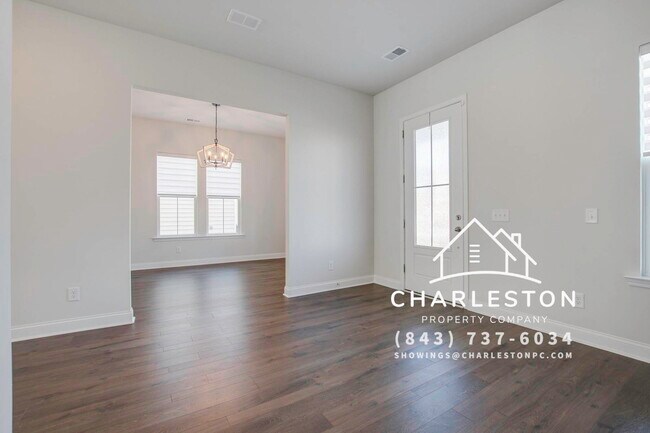 Photo - 169 Country Gate Ln