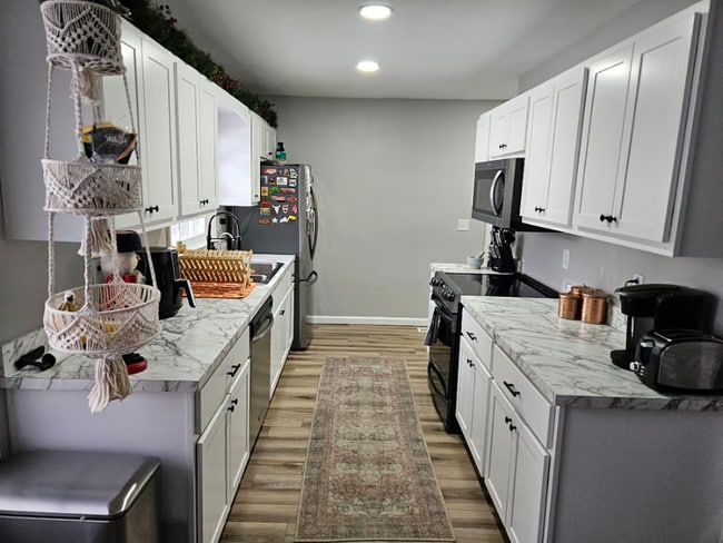 Photo - 5519 Madison Ave