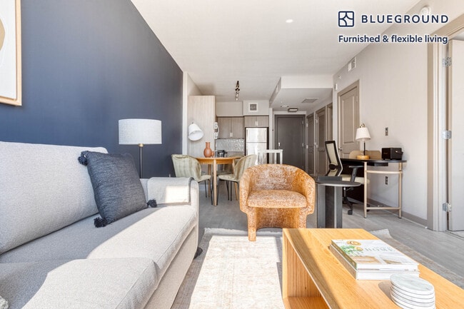 Photo - 505 18th St S Unit FL7-ID572