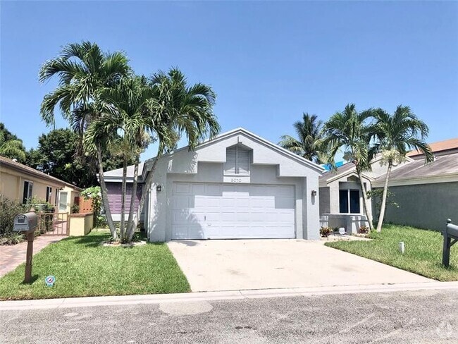 Building Photo - 2070 NW 37th Ave Rental