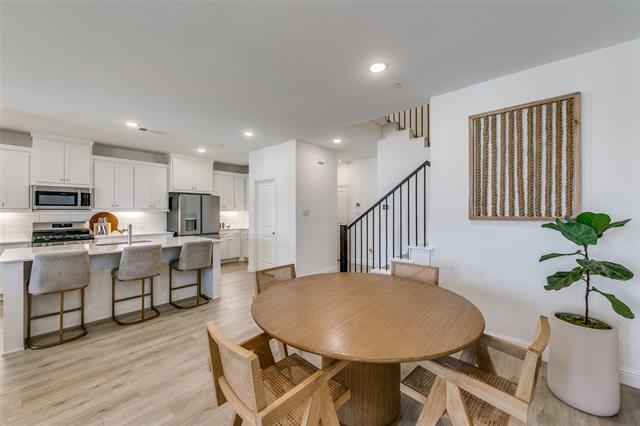 Building Photo - 8845 Stablehand Mews Rental