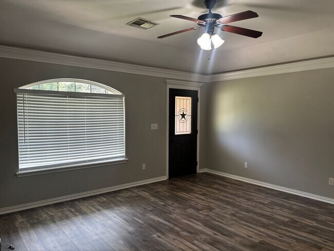Photo - 3 bed 2 bath House