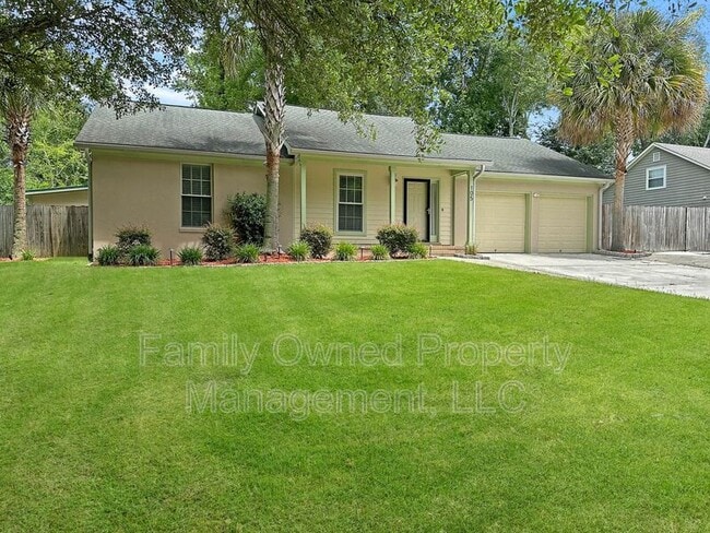 Photo - 105 Pryors Ln