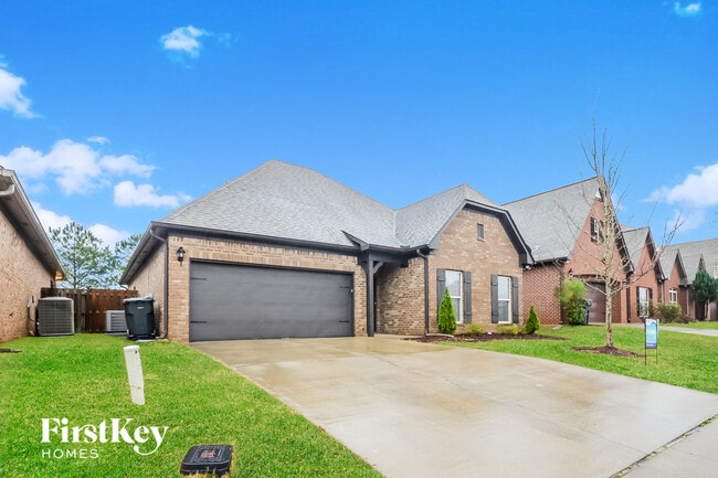 1072 Pine Valley Dr