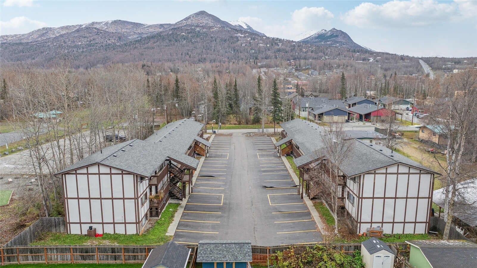 Photo - 12332 End St