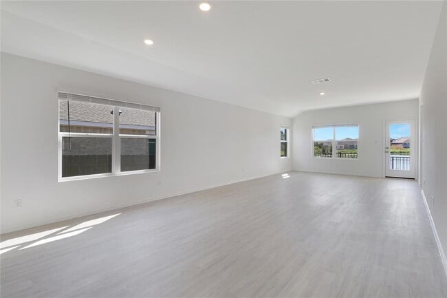 Photo - 2524 Four Waters Lp