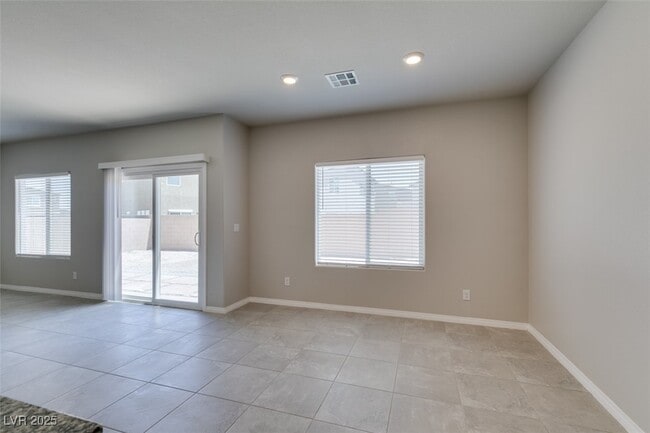 Building Photo - 945 Willow Berry Ave Rental