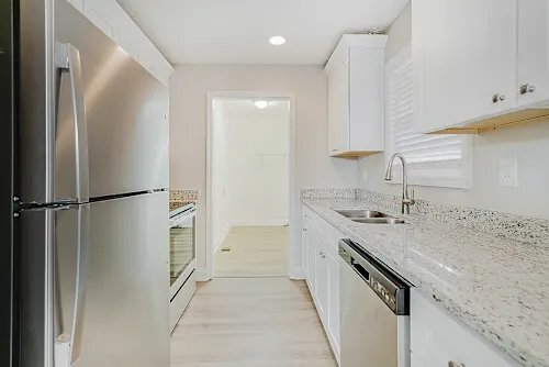 Photo - 5485 Pine Dr SW