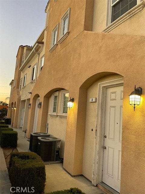 Photo - 926 W La Jolla St Unidad E