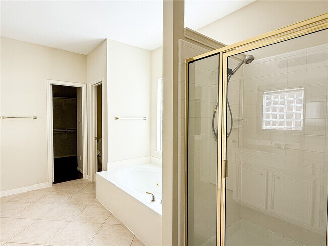 Photo - 1411 Flanders Field Ln