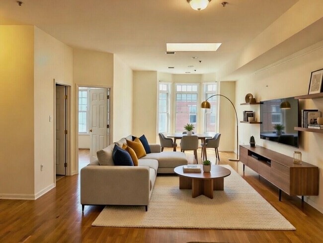 Building Photo - 505 Monroe St Unit 4A