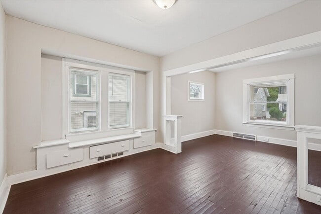 Photo - 2302 Saratoga Ave