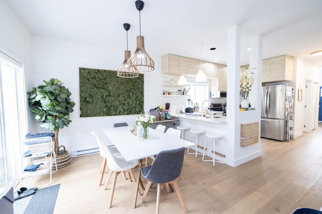 Photo - 1182 Colville Rd